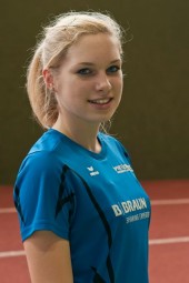 Karolin Siebert strebt im 400 Meter-Finale eine Zeit von 61 Sekunden an und hofft am nächsten Tag im 800 Meter-Lauf der U18 auf eine Medaille. Foto: Alwin J. Wagner