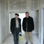 Dr. Wolfgang Weber und Architekt Jochen Gontermann in den neuen Räumlichkeiten der Praxis Weber. Foto: Dittmer