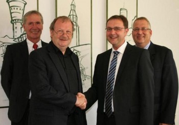 Verabschiedung und alles Gute für die Zukunft (v.l.: Wolfgang König, Manfred Paul, Peter Kling, Christof Wehrum) Foto: Raiffeisenbank.sb.