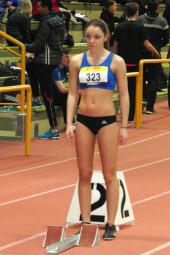 Celine Kühnert hatte allen Grund zum Strahlen: Mit 10,60 Meter belegte die Jugendliche im Dreisprung der Frauen einen überraschenden dritten Platz. Foto: nh