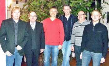 Der neu zusammengesetzte Vorstand des RAC Borken e.V.: Sportleiter Uli Daume, 2. Vorsitzender Hans-Jürgen Feldmann, 1. Vorsitzender Uli Körbel, Jugendleiter Tobias Kröll, Verkehrsleiter Karl-Heinz Feldmann und Schatzmeister Christian Arzt (v.l.). Foto: Uli Daume OLYMPUS DIGITAL CAMERA