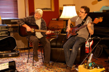 Klaus Adamaschek mit Sohn Paul. Foto: Angelika Adamaschek shiregreen131219