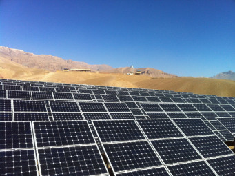 PV-Inselnetzsystem versorgt 2.500 Haushalte und Geschäftsgebäude in Afghanistan mit Strom. Foto: nh sma-bamyan140131