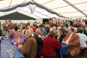 Foto: nh maifest-allendorf140503a
