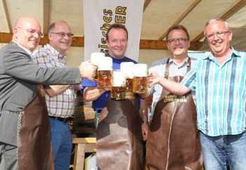 11. Hessisches Löwenbier Brauereifest in Malsfeld am 4. Juli. Foto: nh brauereifest-malsfeld140616a