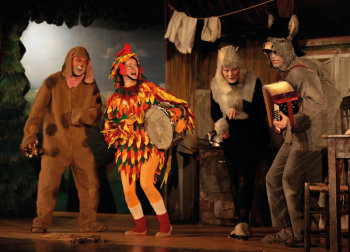 as Ensemble des Tourneetheater Hamburg präsentiert am Dienstag, 16. Dezember 2014, 14.30 Uhr das Kindermärchen "Die Bremer Stadtmusikanten" nach den Gebrüdern Grimm in der Stadthalle Melsungen. Foto: nh bremer-stadtmusikanten141103