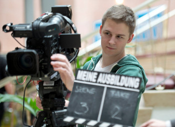 18 hessische Schulen für Preisverleihung nominiert . Foto: hr/Benjamin Knabe  