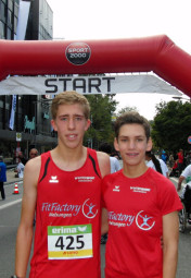 Lorenz Funck und Marvin Knaust begeisterten bei den Landesmeisterschaften im Straßenlauf in Marburg. Foto: nh