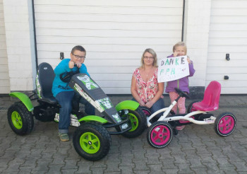 Juliane Leibel mit ihren Kindern Melissa und Pascal. Foto: FFH