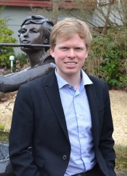 Juso-Bezirksvorsitzender Oliver Schmolinski. Foto: nh Juso-Bezirksvorsitzender Oliver Schmolinski. Foto: nh