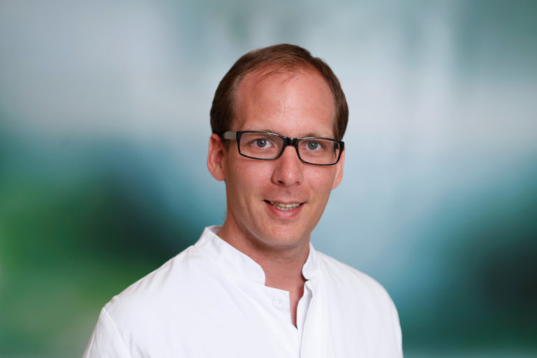 Dr. Benjamin Frick, Oberarzt swe Klinik für Gastroenterologie ...