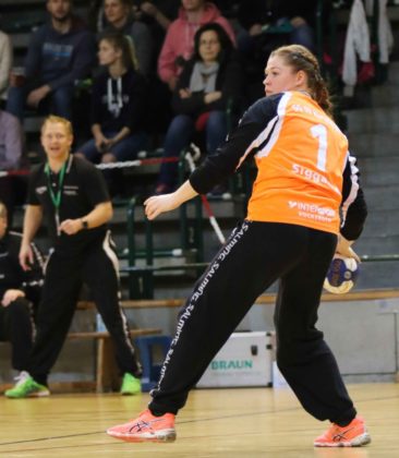 Kirchhofs Frederikke Siggaard im Blickpunkt vor ihrem 20. Geburtstag. Foto: Detlev Keller Kirchhofs Frederikke Siggaard im Blickpunkt vor ihrem 20. Geburtstag. Foto: Detlev Keller