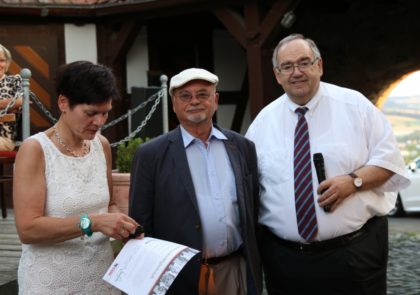 Mehr als ein halbes Jahrhundert im Einsatz für die Union – Dr. Wulf Schönbohm mit der Stadtverbandsvorsitzenden Claudia Ulrich und dem CDU-Kreisvorsitzenden Bernd Siebert, MbB. Foto: nh