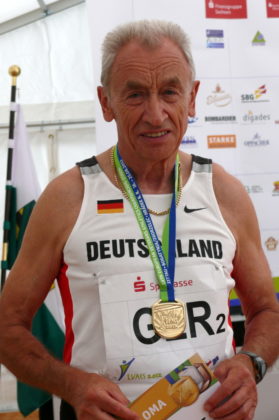 Harry Geier sicherte sich die Bronzemedaille über 400 m in der M80. Foto: nh