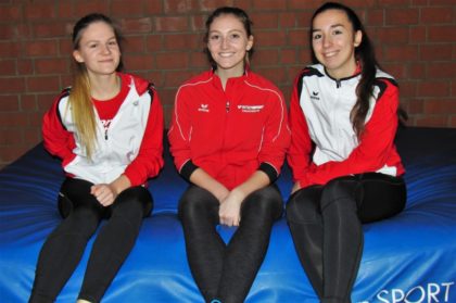 Franziska Ebert, Sophia Hog und Marianne Goujard freuten sich über ihren gelungenen Saisoneinstand. Foto: nh