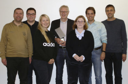 Andreas Göbel (Schriftführer), Christian Brück (Kassenprüfer), Malwina Schenk (2. Vorsitzende), Dr. Helmut Bernsmeier (Ehrenvorsitzender), Katharina Eisennach (1. Vorsitzende), Hendrik Schulz (Kassenprüfer) und Frank Siesenop (Kassenführer). Foto: nh