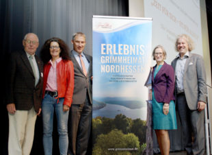 Von links: Stadtrat Manfred Jahnes, Staatsbad-Chefin Ute Kühlewind, Regionalmanager Holger Schach, Impulsreferentin Ulrike Reiche und Markus Exner, Projektleiter der GrimmHeimat NordHessen. Foto: Regionalmanagement Nordhessen