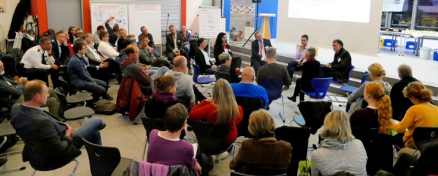 Alle über „Demokratie leben!“ geförderten Projekte haben sich bei der Demokratiekonferenz des Schwalm-Eder-Kreises im November an der Reichspräsident Friedrich Ebert Schule in Homberg vorgestellt. Foto: nh