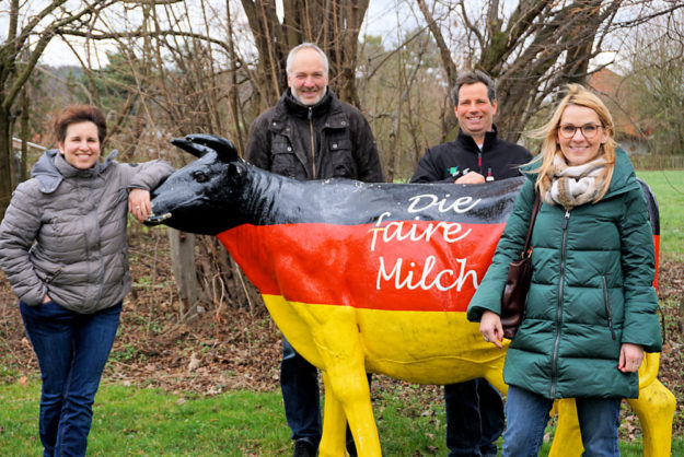 Fehr produziert fair – davon überzeugte sich die liberale Landtagsabgeordnete Wiebke Knell kürzlich persönlich während ihres Besuchs auf dem Hofgut in Wollrode. Foto: FDP