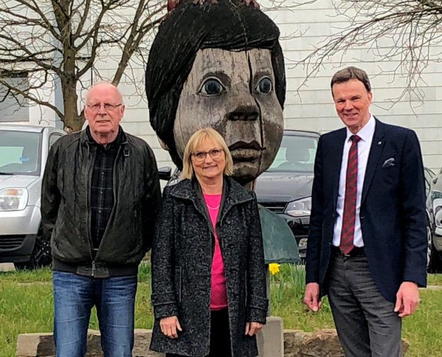 Zu einem informellen Treffen war die Grüne Bundestagsabgeordnete Dr. Bettina Hoffmann nach Willingshausen gefahren. Foto: nh