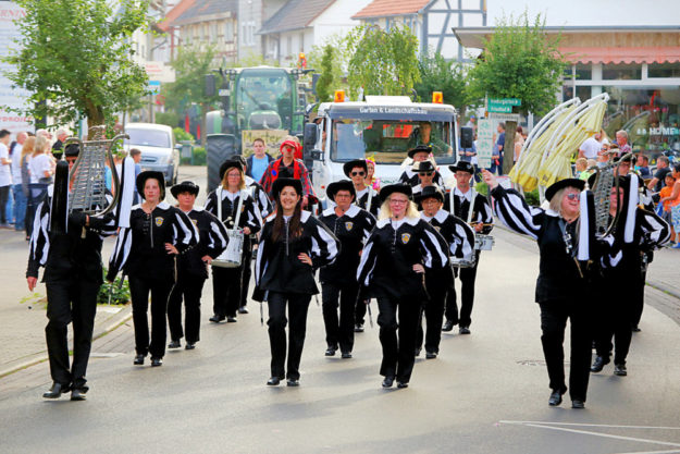 Musikgruppen, Fanfaren, Blechd ... an guter Unterhaltung wird es der Kirmes garantiert nicht mangeln. Foto: Rainer Sander