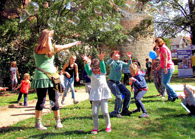 Der Radspaß im Rotkäppchenland führt am 21. September zum Weltkindertag nach Neustadt. Foto: nh