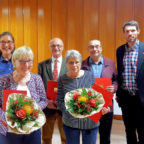 MdL Regine Müller (li.) und Vorsitzender Martin Herbold (re.) ehrten die langjährigen Mitglieder Lydia Köhler, Bernd Herbold, Anne Wimmel und Lothar Möller. Foto: SPD