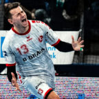 Es ist vollbracht. Die MT Melsungen hat vom heutigen Auswärtsspiel beim HC Erlangen die Punkte mit nach Hause gebracht. Einen großen Anteil daran hatte Yves Kunkel als bester Torschütze des Spiels (7 Treffer). Foto: Alibek Käsler