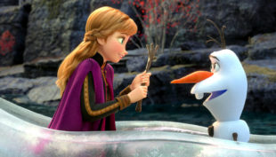 In Walt Disney Animation Studios’ „Frozen 2“ gibt es ein Wiedersehen mit Anna und Olaf in einem weiteren Abenteuer auf einer Reise weit fort von Arendelle. Quelle: ©2019 Disney