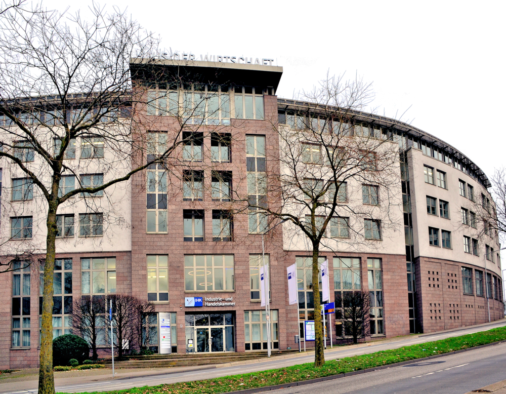 Das Haus der Wirtschaft in der Kurfürstenstr. 9 ist Sitz der IHK Kassel-Marburg. Foto: Schmidtkunz