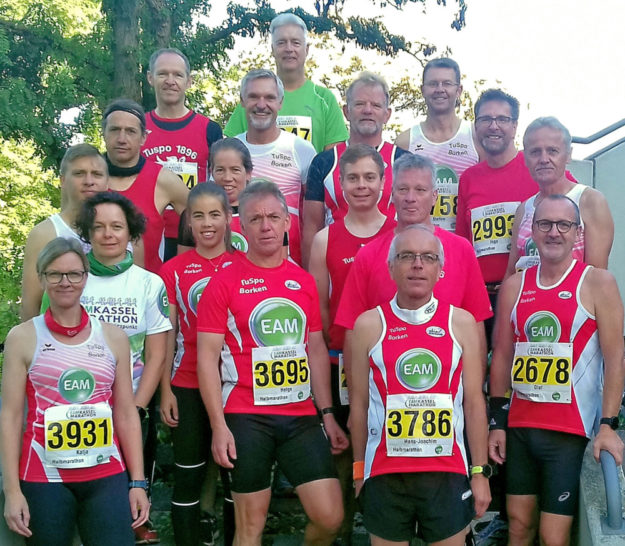 Kann endlich wieder zu harten Intervalleinheiten starten: Der Lauftreff mit den Halbmarathonläufern um Spartenleiter Reinhold Jäger. Foto: TuSpo Borken