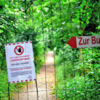 Aus Sicherheitsgründen sind die Wege am Burgberg gesperrt. Zur Burg gelangt man über die Asphaltstraße des Georg-Textor-Weges. Foto: Uwe Dittmer