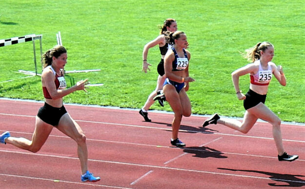 Vivian Groppe holte sich souverän den 100m-Sieg bei den Frauen. Foto: nh
