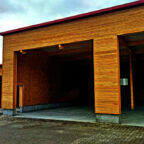 Die neue Fahrzeughalle des Bauhofs aus PEFC-zertifiziertem Holz. Foto: nh