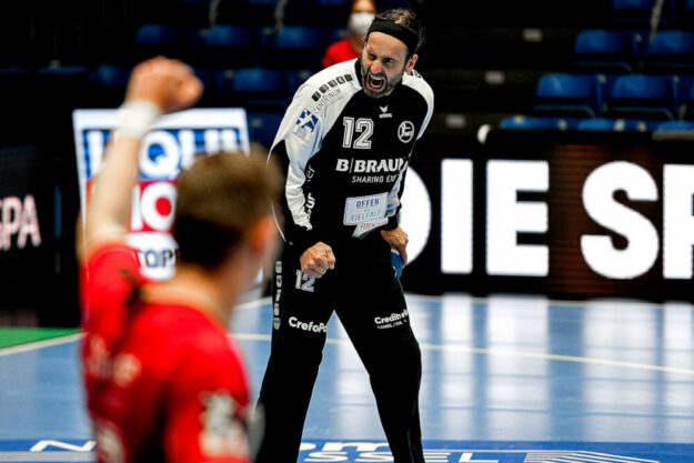 Im Heimspiel gegen die HSG Wetzlar (06.06.21) gelang der MT Melsungen am Sonntagabend erneut der Sieg. Im Bild: Silvio Heinevetter. Foto: Alibek Käsler