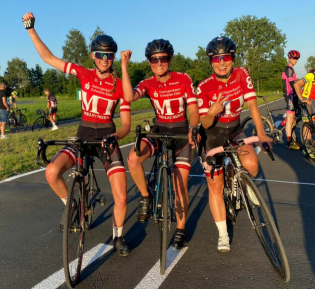 Nach erfolgreichem Rennen in Baunatal (v.li.) Jana Bühn, Kristina Schalk und Christina Lechner. Foto: Alexander Baumann