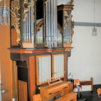 Der Schimmel hat der „Königin der Instrumente“ über die Jahrzehnte schwer zugesetzt. Nun bittet die Kirchengemeinde Wabern um Spenden, damit die schmucke Rokokoorgel wieder Herzen der Kirchenbesucher erfreuen kann. Foto: Thomas Schattner