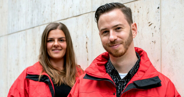 Dennis Pfeil mit seiner Vorgängerin Elisabeth Rutz. Foto: Martin Sehmisch