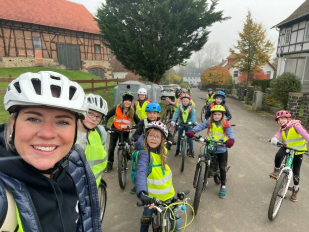 Eine hohe Teilnehmerzahl konnte das Team JUZ im Herbstferienprogramm begrüßen. Die vielfältigen Angebote wurden durchweg sehr positiv von den jungen Teilnehmern aufgenommen. Foto: N.N. | Team JUZ