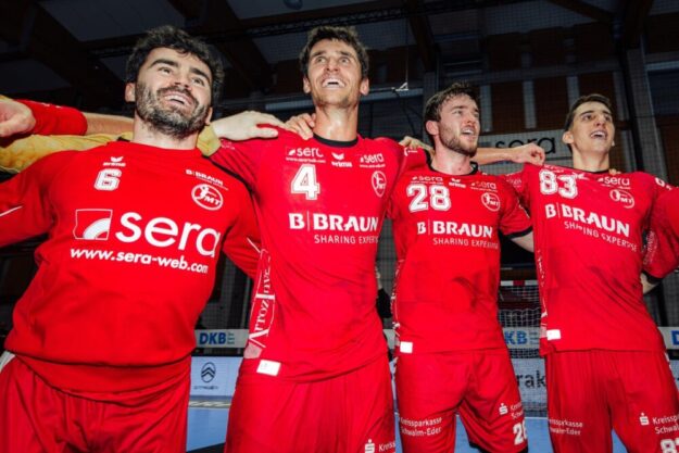 Nach dem Spitzenspiel ist vor dem Derby: Nach dem Sieg in Hannover hat die MT Melsungen am Montag die HSG Wetzlar zu Gast. Der Spieltag steht unter dem Motto Diversity. Foto: Alibek Käsler