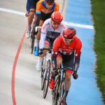 Falk Hepprich fährt dem Feld voran. Foto: N.N. | cycling_da