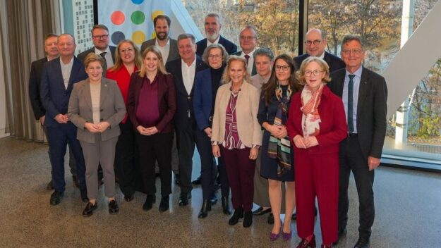 Die Beraterrunde beim Treffen in Würzburg. Foto: © Thomas Winszczyk | HMWVW