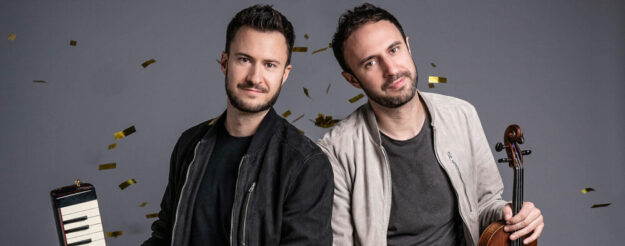 Mit ihrem Programm »Celebration« feiern die Brüder Dominik und Florian Wagner die Rückkehr der Live-Show-Magie – in As-Dur. Foto: Eva Orthuber | pm, Kultursommer Nordhessen