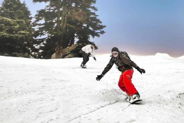 Zur Ski- und Snowboardfreizeiten im Allgäu nimmt der Landkreis ab Mittwoch Anmeldungen entgegen. Foto: Alpcem | Pixabay